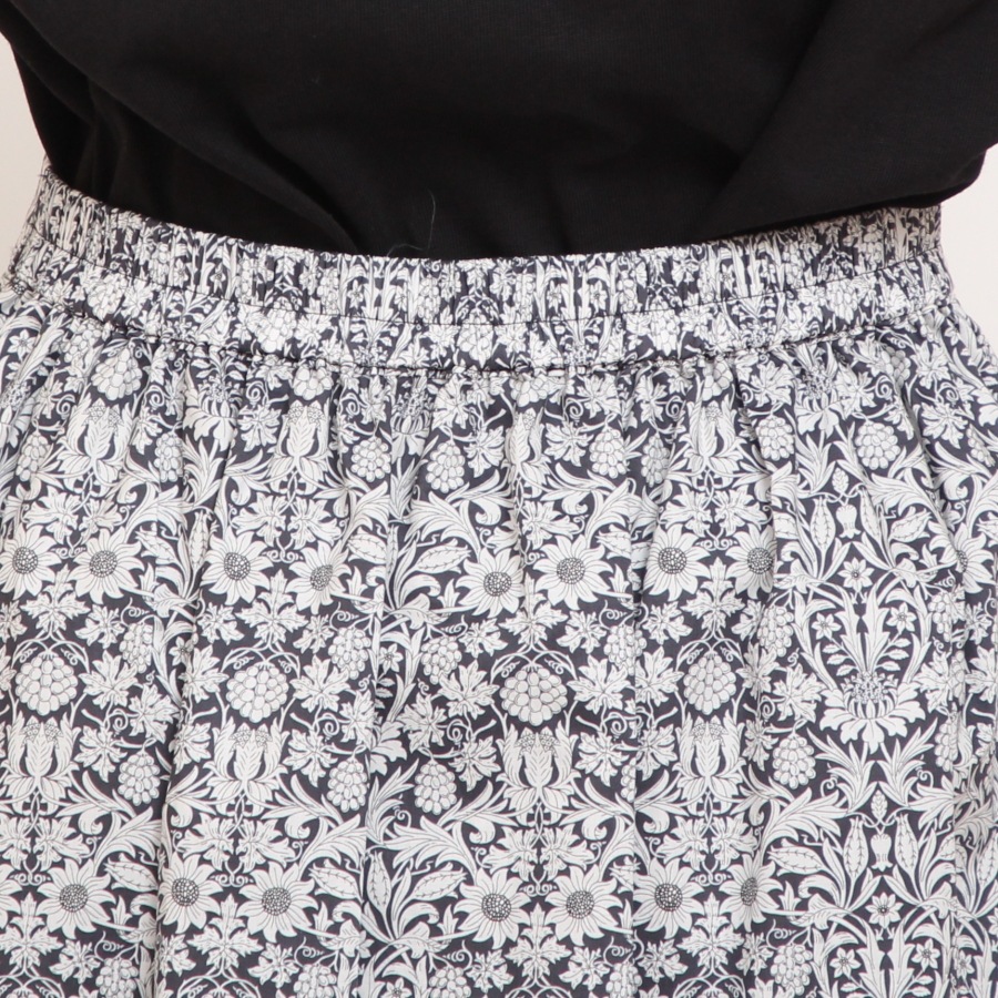 【BROWNのみ】LIBERTYインバーテッドプリーツスカート(2502)