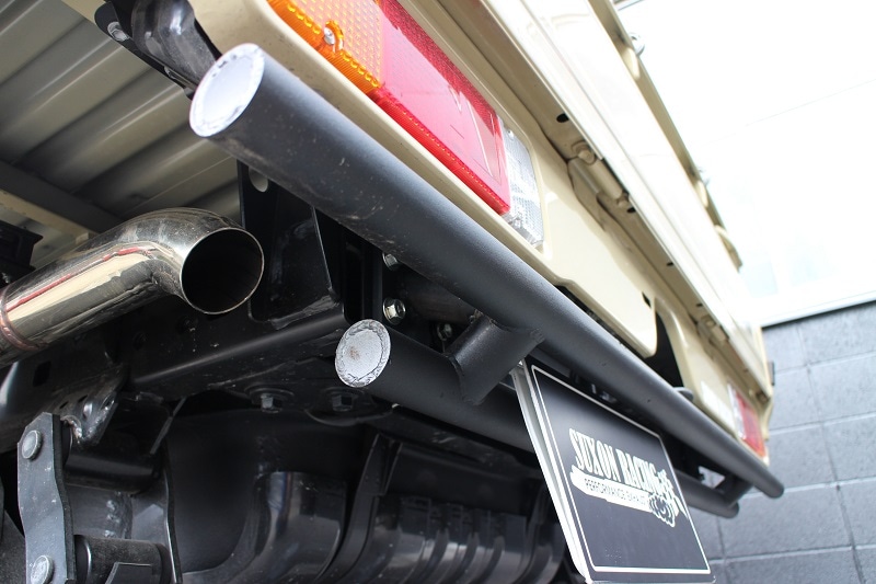 ランドクルーザー70 HZJ73 リアバンパー（ランドクルーザー70の