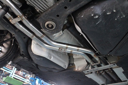 アウディA8　社外ステンレスマフラー FOX フォックス オールステンレスマフラー（リアマフラー） AUDI