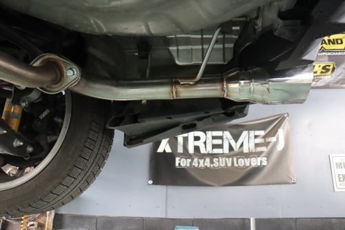 スバル WRX STI ワンオフリアマフラー【型式：3BA－VAG