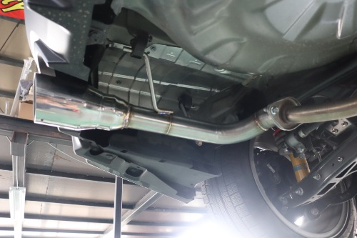 スバル WRX STI ワンオフリアマフラー【型式：3BA－VAG