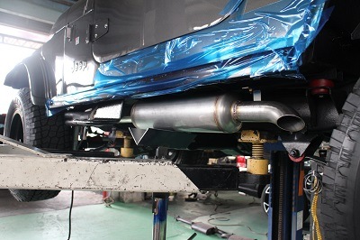 ジープ CJ7 ワンオフマフラー 【型式：－】 | ワンオフ製作事例 