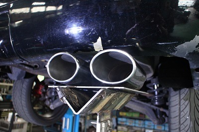 リンカーン ナビゲーター マフラー 中間パイプセット リンカーン ナビゲーター マフラー 中間パイプセット 2024最新作