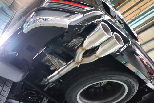 トヨタ ランクル300ZX ワンオフマフラー【型式：3BA