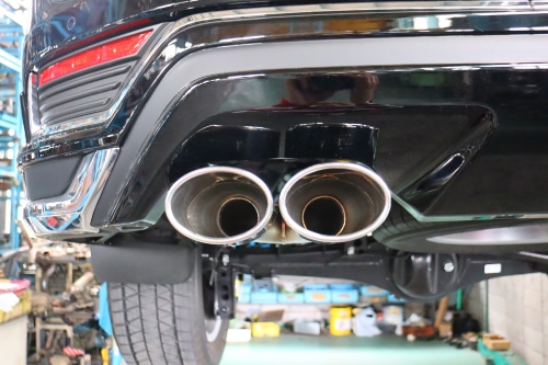 トヨタ ランクル300ZX ワンオフマフラー【型式：3BA