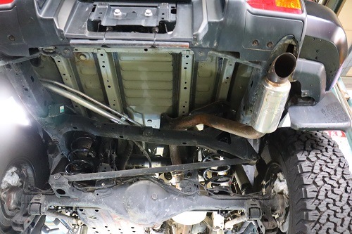トヨタ FJクルーザー ワンオフマフラー 【型式：CBA
