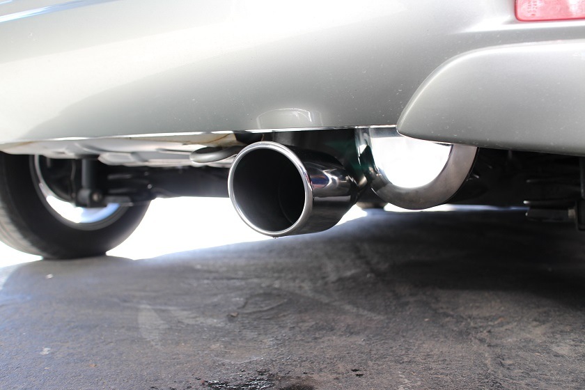 マツダ デミオ ワンオフ マフラー 【型式：DY5W】 | ワンオフ製作