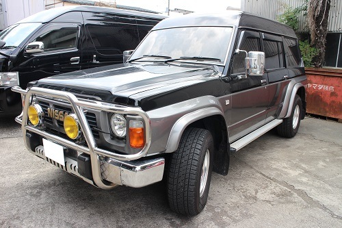 ニッサン サファリ Y60 ワンオフマフラー 【型式：U－VRGY60