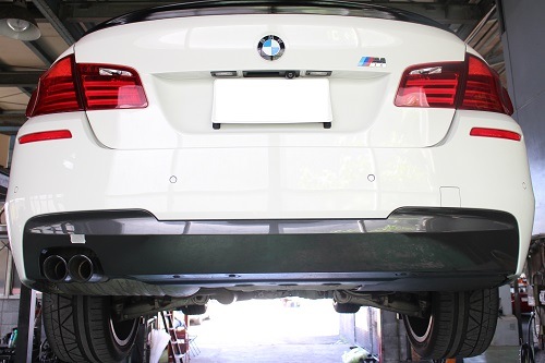 BMW 528i ワンオフマフラー 【型式：DBA－FR30