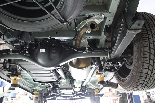 トヨタ 200系ハイエース ワンオフマフラー 【型式：－】 | ワンオフ