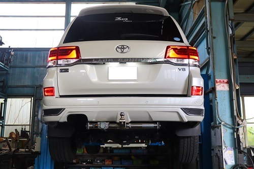 トヨタ ランドクルーザー200 可変バルブ式ワンオフマフラー 【型式