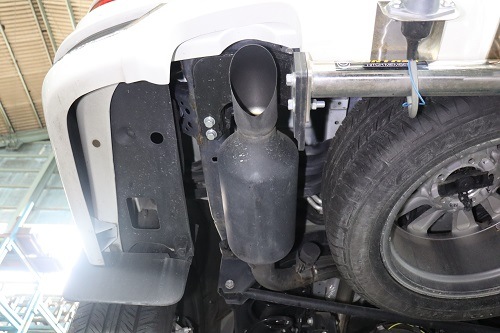 トヨタ ランドクルーザー200 可変バルブ式ワンオフマフラー 【型式