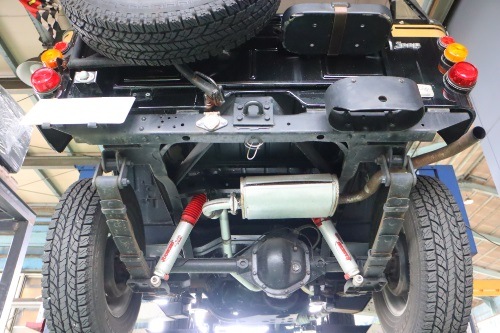 三菱 ジープ ワンオフマフラー 【型式：J59】 | ワンオフ製作事例