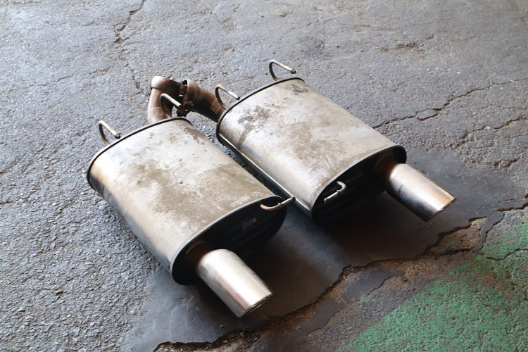 最終値下げマスタング　S197 社外マフラー　リアマフラー Yahoo!オークション -「マスタング」(マフラー、排気系パーツ