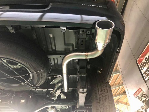 トヨタ ハイエース ワンオフ マフラー 【型式：－】 | ワンオフ製作