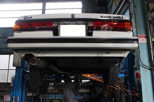 トヨタ マークⅡグランデ ワンオフ マフラー 【型式：E－GX61