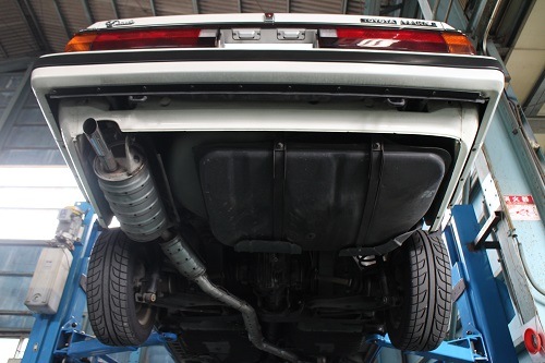 トヨタ マークⅡグランデ ワンオフ マフラー 【型式：E－GX61