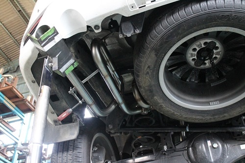 トヨタ ランクル300ZX ワンオフブルバー【型式：3BA