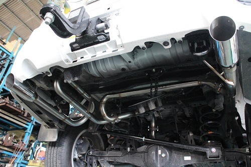 オーダーメイド　ワンオフ　30% トヨタ ランクル300ZX ワンオフブルバー【型式：3BA