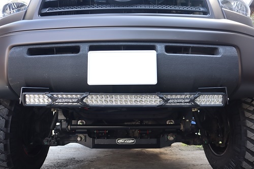 タンドラ ワンオフ フロントバンパー リフテッド 81A8dE7OdGL._AC_UL210_SR210,