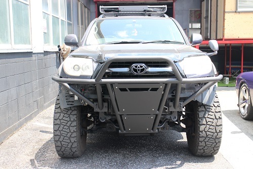 トヨタ ハイラックス 215サーフ ワンオフ チューブバンパー 【型式