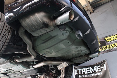 ダッジ チャージャーSRT8 ワンオフ マフラー 【型式