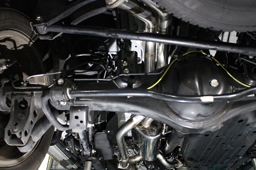 トヨタ ランドクルーザー200 可変バルブ付ワンオフマフラー 【型式