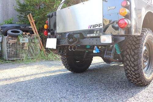 三菱 ジープ ワンオフマフラー加工 【型式：－】 | ワンオフ製作事例