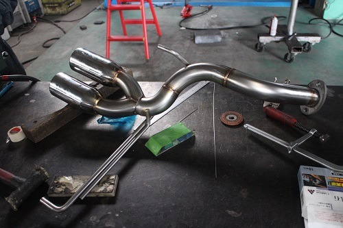 ジムニーjb23用ワンオフマフラー ジムニーjb23用ワンオフマフラー ジムニーJB23 ワンオフマフラー