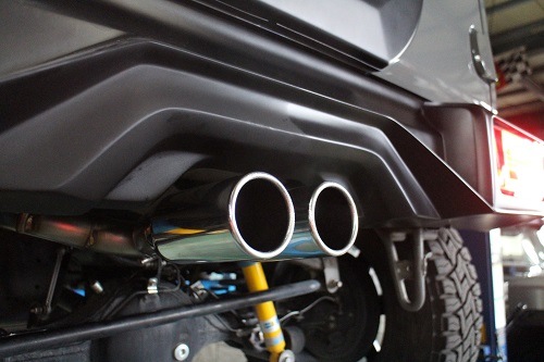 スズキ ジムニーシエラ ワンオフマフラー【型式：JB74W