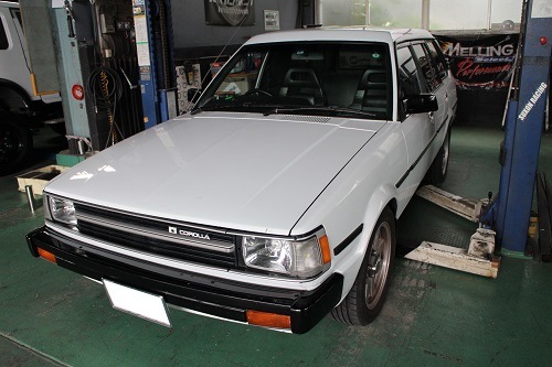 カローラKE74V ホワイト トヨタ カローラ バン ワンオフマフラー 【型式：KE74V