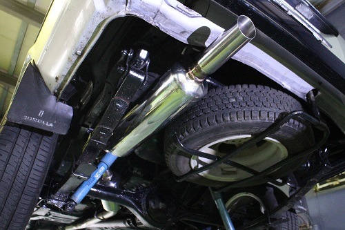 トヨタ カローラ バン ワンオフマフラー 【型式：KE74V