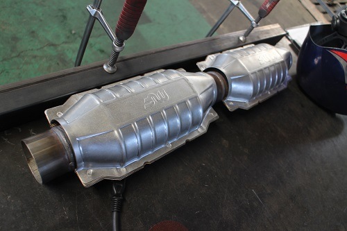 トヨタ ランクル80 ワンオフ フロントパイプ 【型式：FZJ80G