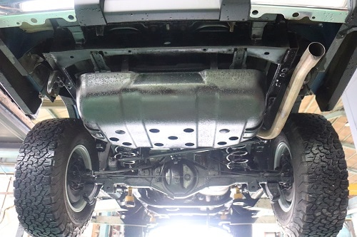 トヨタ ランクル95プラド マフラー取付 【型式：E