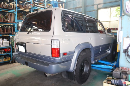 トヨタ ランクル80 ワンオフマフラー 【型式：―】 | ワンオフ製作