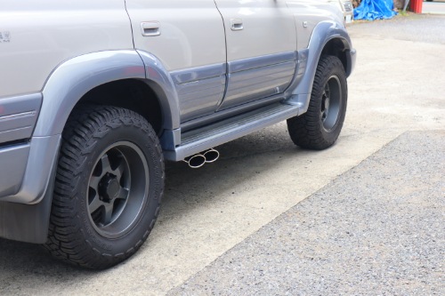 希少 ランクル80 サイド出し マフラー ワンオフ 希少 ランクル80 サイド出し マフラー ワンオフ - メルカリ