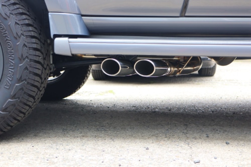 トヨタ ランクル80 ワンオフマフラー 【型式：―】 | ワンオフ製作