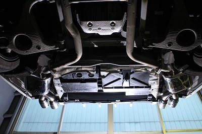 ポルシェ パナメーラ ワンオフ マフラー 【型式：―】 | ワンオフ製作