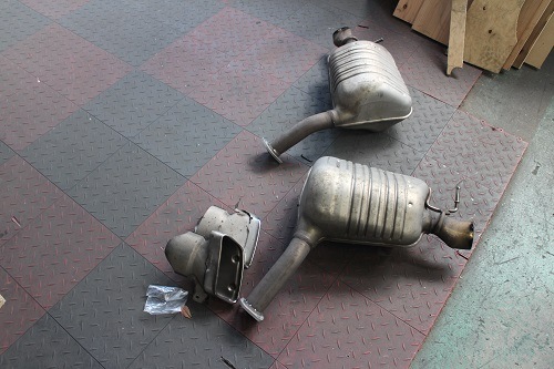 ぽむ様 ベンツ CLS550 ワンオフ マフラー 【型式：CBA－218373