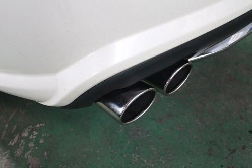 ベンツ CLS550 ワンオフ マフラー 【型式：CBA－218373