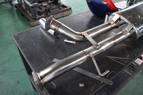 セコイア　ワンオフマフラー　音量調整機能付き ※車検非対応 セコイアワンオフマフラー音量調整機能付き ※車検非対応