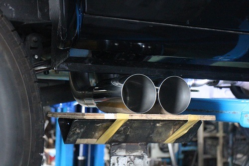 ダッジ ラムバン ワンオフ マフラー 【型式：－】 | ワンオフ製作事例