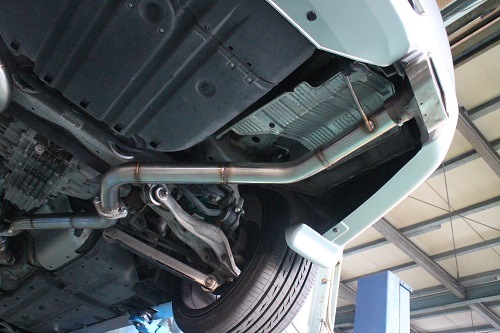 ホンダ レジェンド ワンオフマフラー 【型式：DBA－KB2