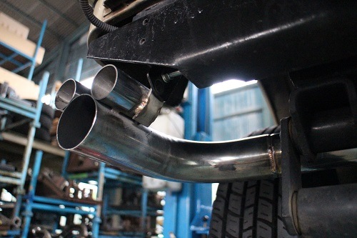 三菱 ジープ ワンオフ マフラー 【型式：J55】 | ワンオフ製作事例