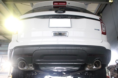 フォード エクスプローラー ワンオフ マフラー 【型式：ABA