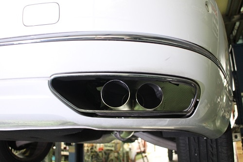 アウディA8　社外ステンレスマフラー FOX フォックス オールステンレスマフラー（リアマフラー）AUDI A4(8W