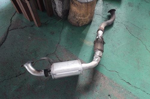 ランクル80サクソンフロントパイプ サクソンフロントパイプ交換（トヨタ ランドクルーザー80・80系