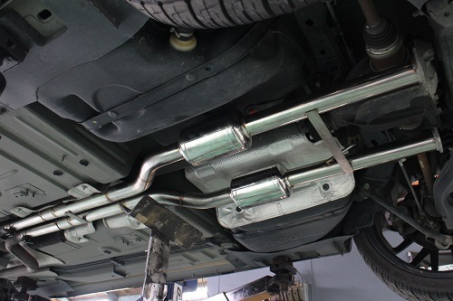 クライスラー300C ワンオフマフラー 【型式：－】 | ワンオフ製作