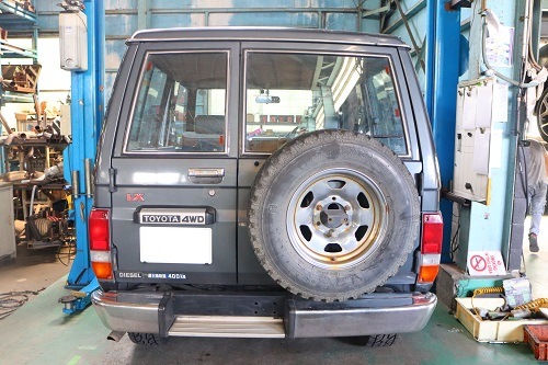トヨタ ランクル70 ワンオフ マフラー 【型式：S－BJ70V