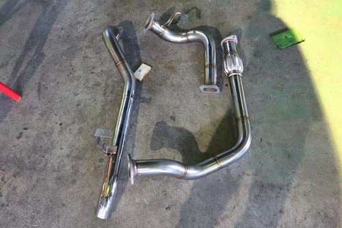 トヨタ ランクル70 ワンオフ マフラー 【型式：S－BJ70V